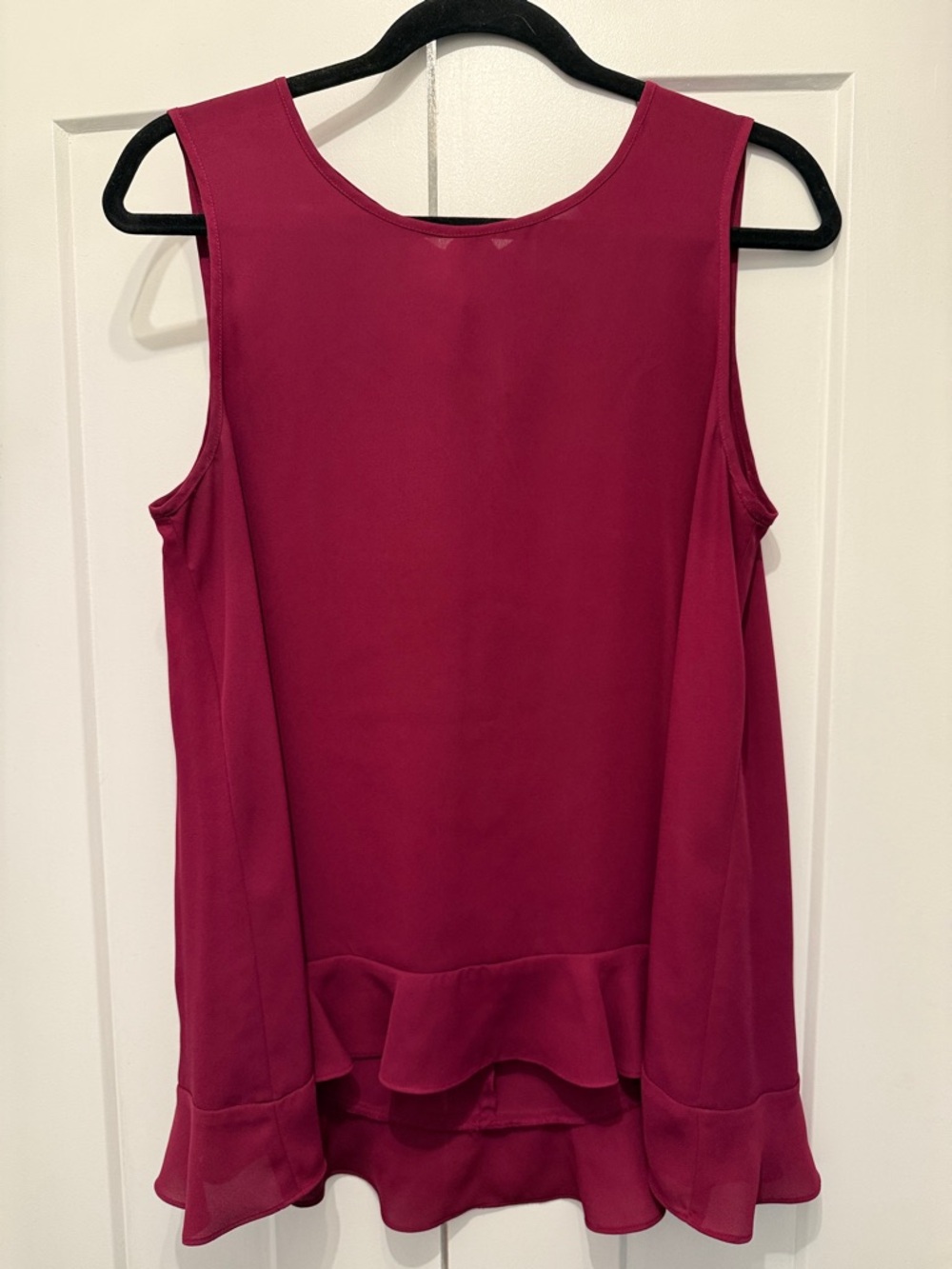 Cece Sleeveless Ruffle-Hem Top in Berry
